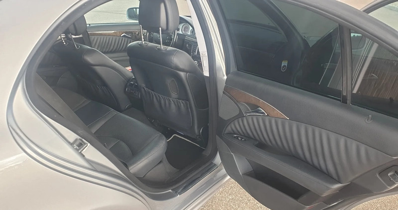 Mercedes-Benz Klasa E cena 47800 przebieg: 187131, rok produkcji 2007 z Wasilków małe 596